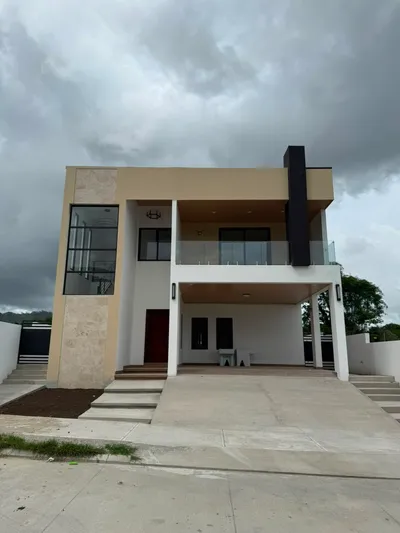 Foto de Casa en Venta en Jaragua San Pedro Sula Honduras, San Pedro Sula