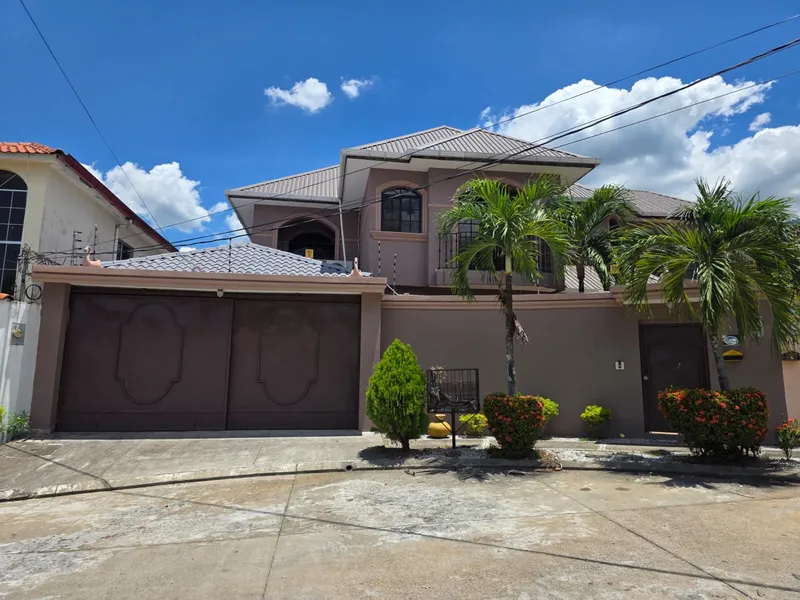 Foto 4 de Renta casa en Residencial El Pedregal, San Pedro Sula, Honduras, San Pedro Sula
