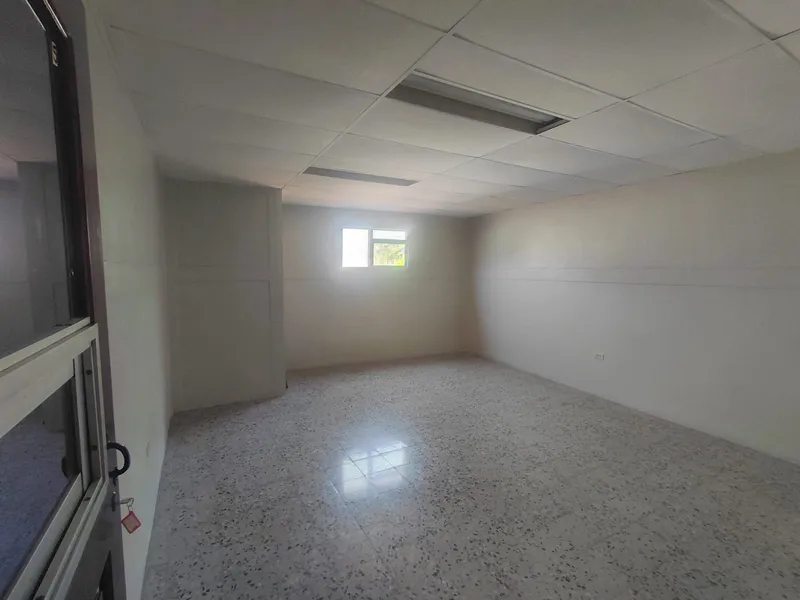 Foto 4 de Locales Ideales para Oficinas, Clínicas o Negocios, San Pedro Sula