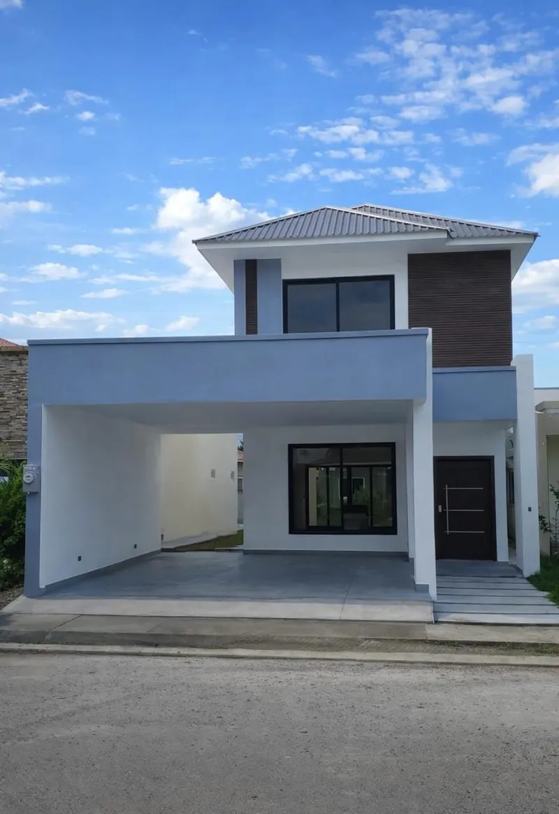 Foto 1 de Casa Nueva en Venta en Res. Rancho Tara, San Pedro Sula