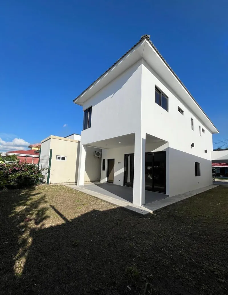 Foto 4 de Casa Nueva en Venta en Res. Rancho Tara, San Pedro Sula