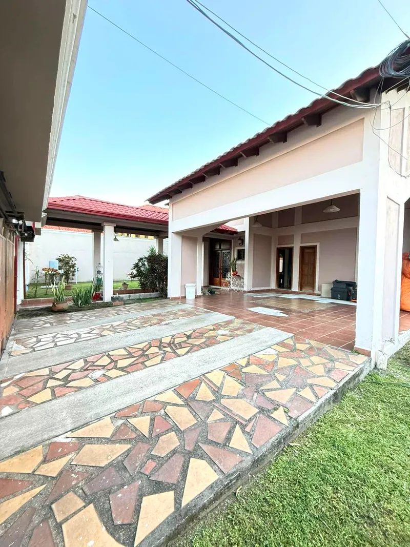 Foto 6 de Se Vende Casa Con Piscina, San Pedro Sula