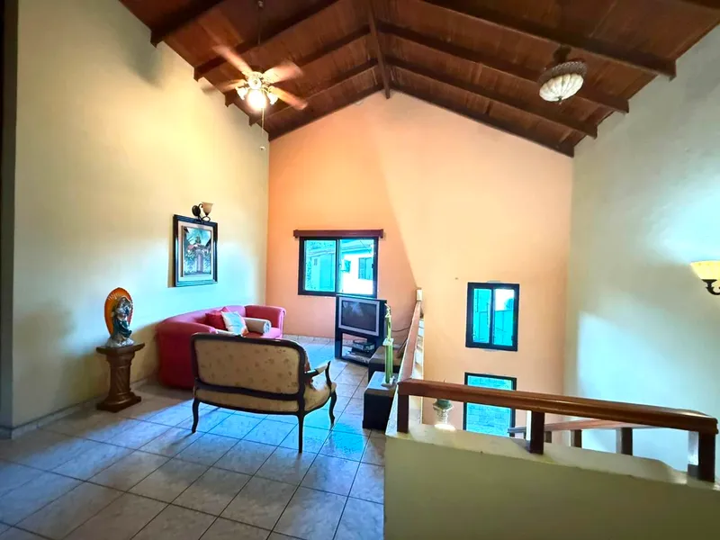 Foto 3 de Se Vende Casa Con Piscina, San Pedro Sula