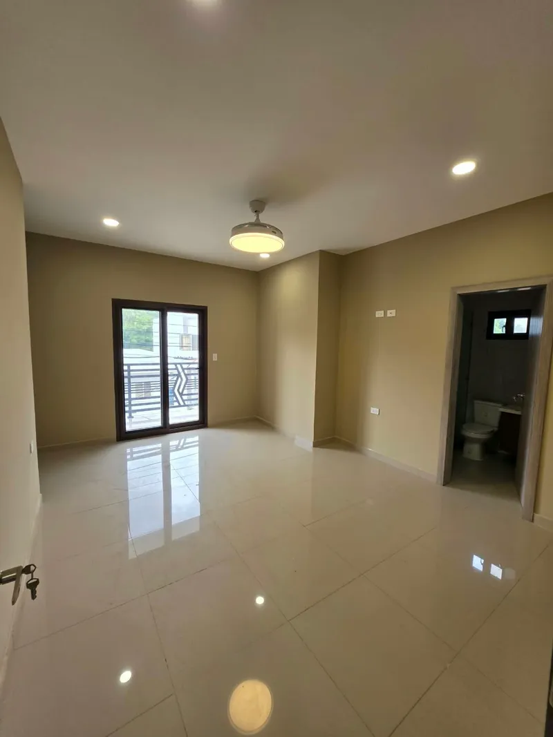 Foto 6 de En Venta Tomwhouse Villa San Lucy, San Pedro Sula