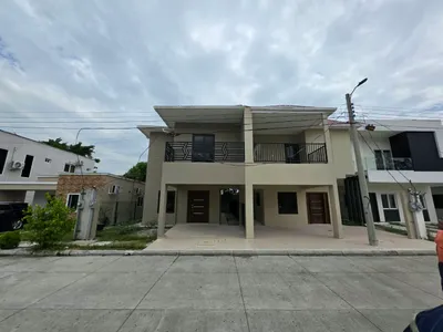 Foto de En Venta Tomwhouse Villa San Lucy, San Pedro Sula