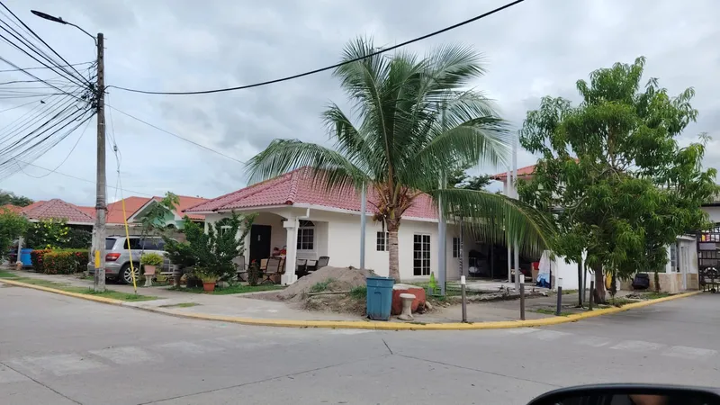 Foto 1 de En Venta Casa en Residencial Costa del Sol, San Pedro Sula