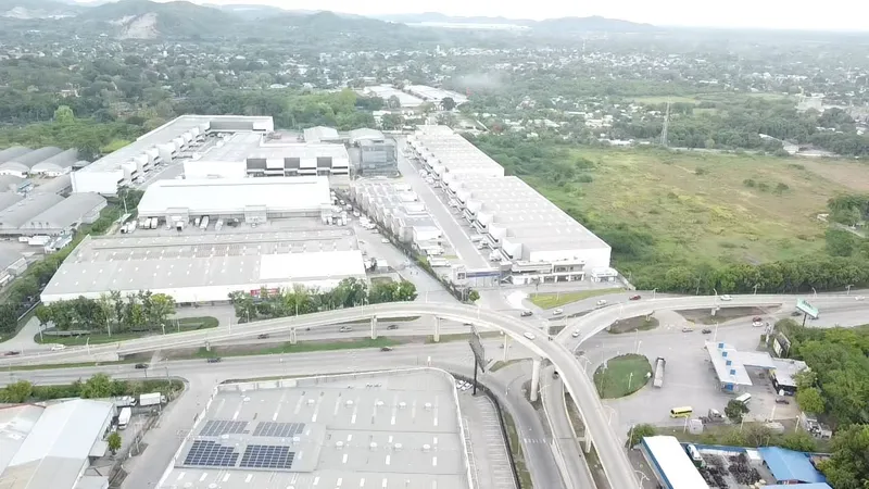 Foto 1 de Terreno Comercial en Venta o Renta, San Pedro Sula