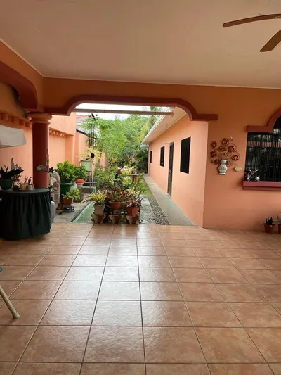 Foto de En Venta Casa Residencial Los Alamos, San Pedro Sula