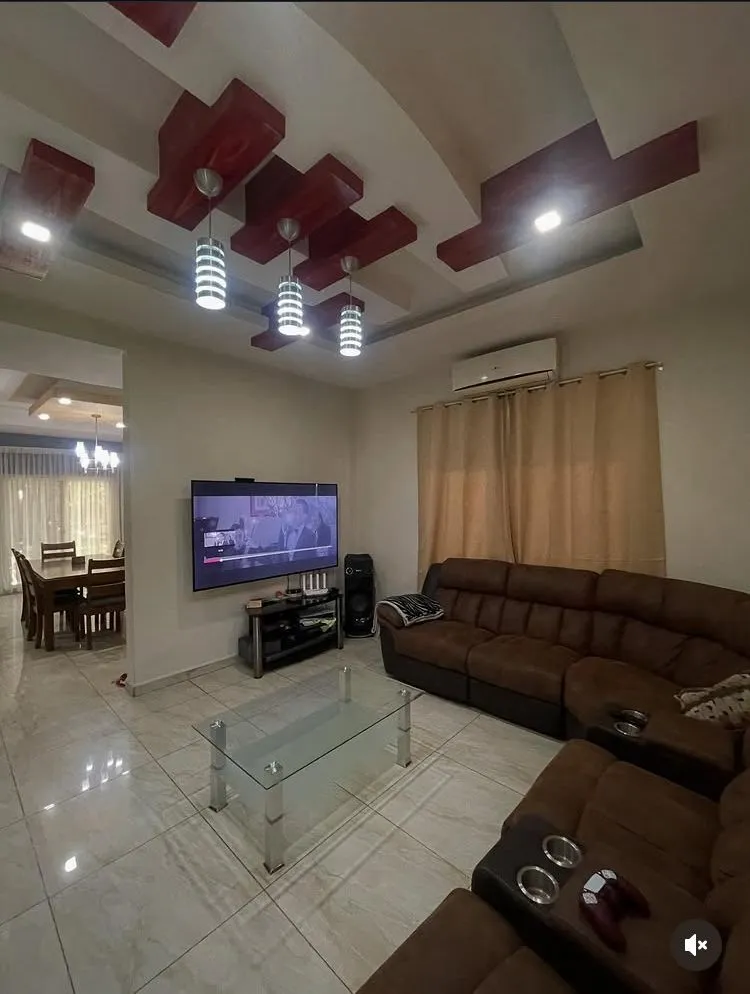 Foto 2 de Venta de Casa Res. Campisa, San Pedro Sula