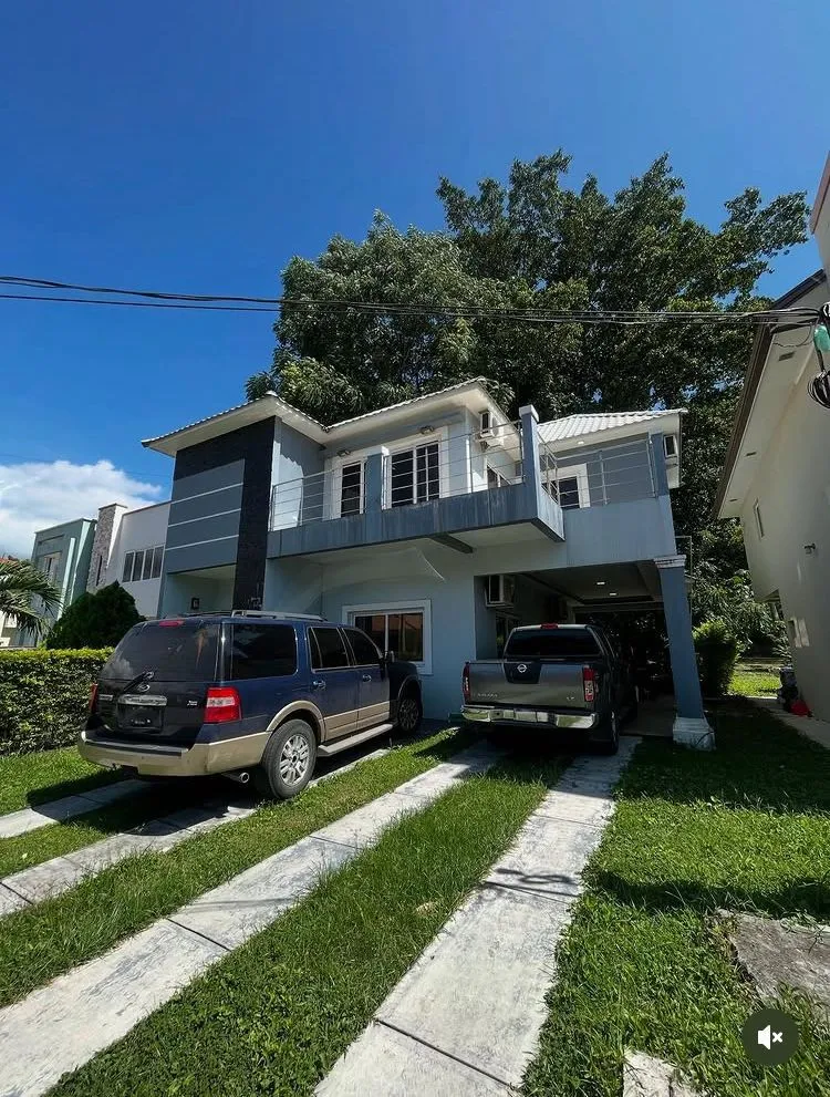 Foto 3 de Venta de Casa Res. Campisa, San Pedro Sula