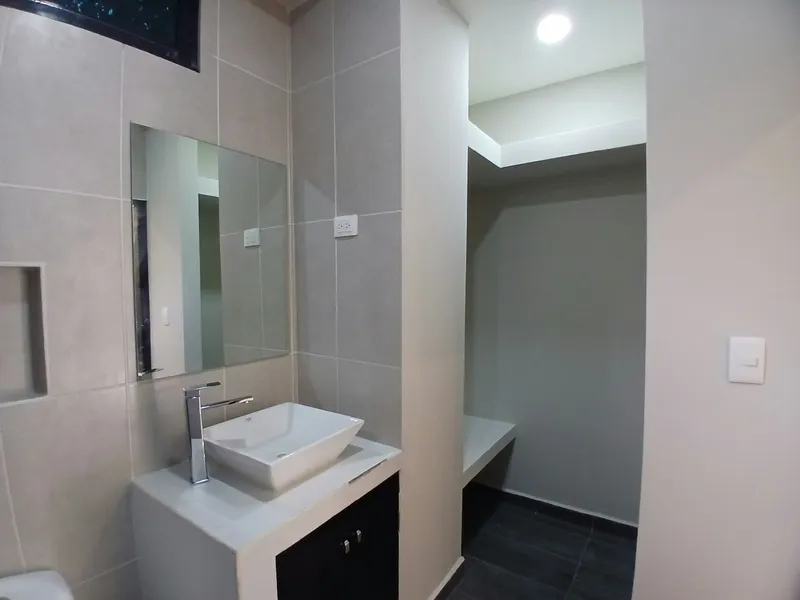 Foto 2 de RENTA APARTAMENTO EN COLONIA SITRATELH, San Pedro Sula