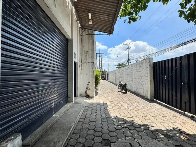Foto 1 de RENTA BODEGA EN EL ZAPOTAL, San Pedro Sula