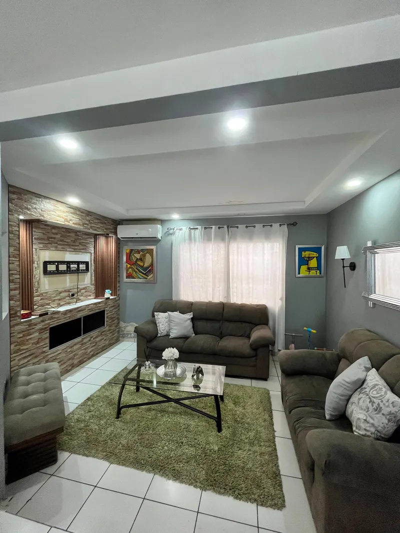 Foto 1 de VENTA DE CASA EN COLONIA LA SABANA, San Pedro Sula