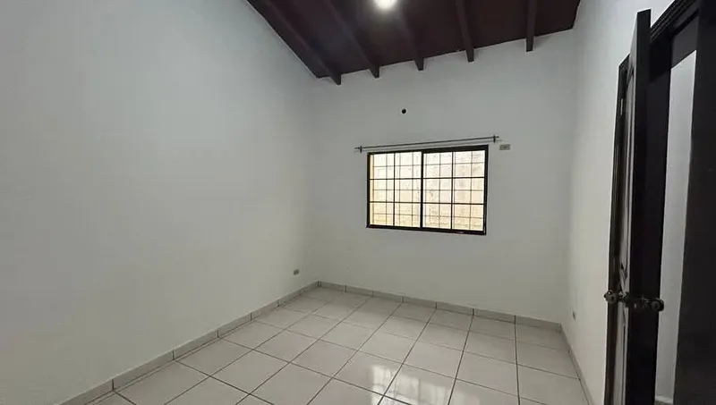 Foto 6 de Se renta casa en Residencial Campisa, San Pedro Sula