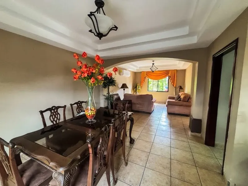 Foto 5 de Residencia En Alquiler en Valle Encantado, San Pedro Sula