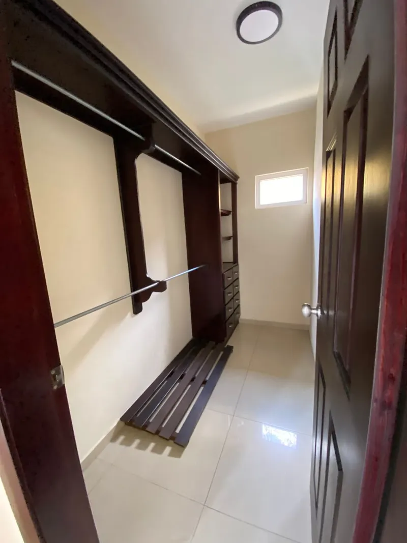 Foto 8 de En Venta Casa Res. Costa del Este, San Pedro Sula