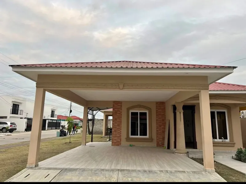 Foto 9 de En Venta Casa Res. Costa del Este, San Pedro Sula