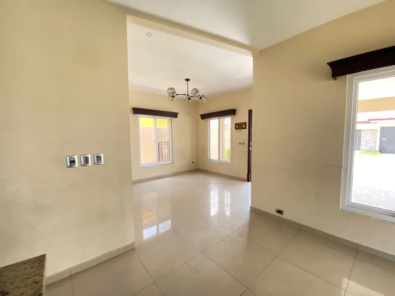 Foto 2 de En Venta Casa Res. Costa del Este, San Pedro Sula
