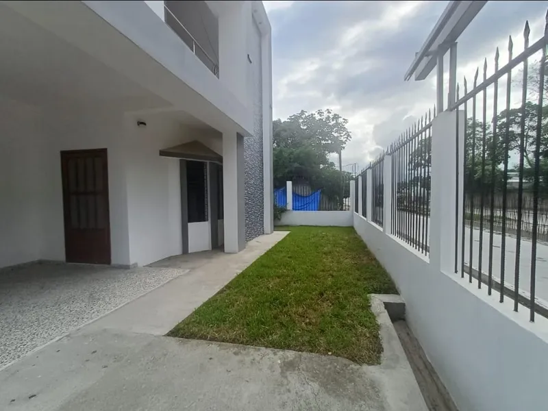 Foto 5 de Se Vende Amplia Casa de Esquina, San Pedro Sula