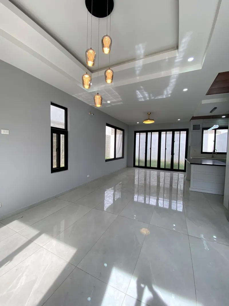 Foto 8 de Se Venden 4 Casas en Jardines del Valle, San Pedro Sula