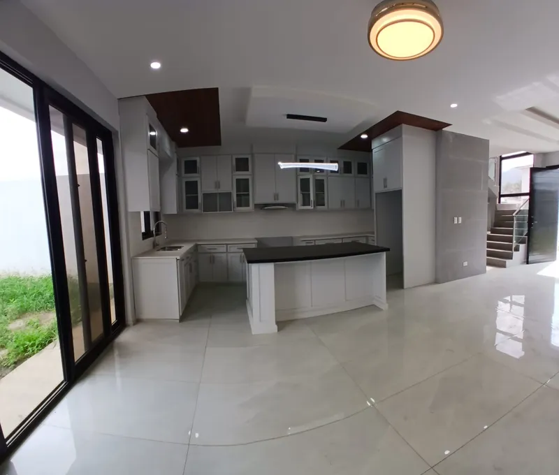 Foto 5 de Se Venden 4 Casas en Jardines del Valle, San Pedro Sula