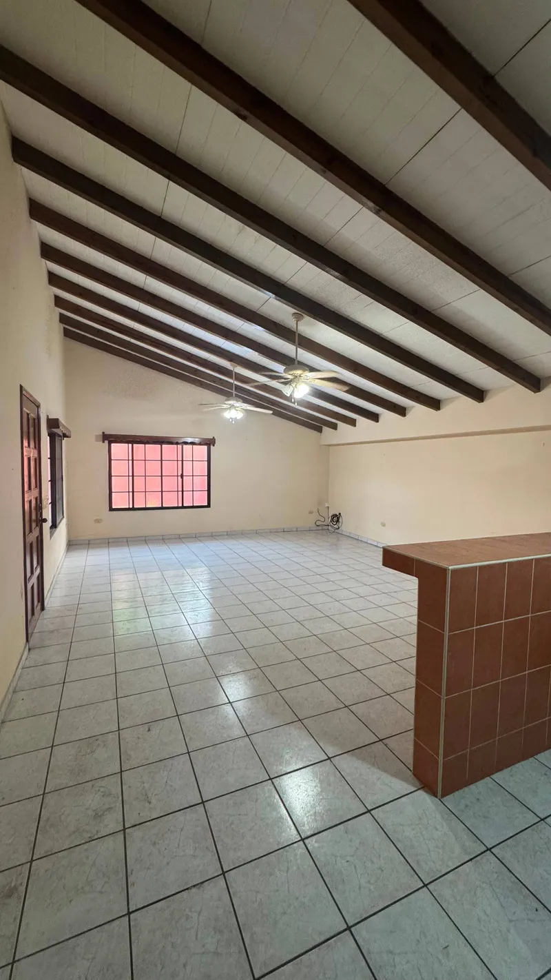 Foto 3 de SE VENDE PROPIEDAD COMERCIAL EN SECTOR MACKAY, San Pedro Sula