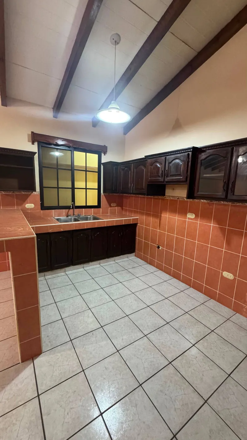 Foto 8 de SE VENDE PROPIEDAD COMERCIAL EN SECTOR MACKAY, San Pedro Sula