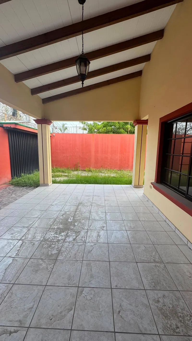 Foto 7 de SE VENDE PROPIEDAD COMERCIAL EN SECTOR MACKAY, San Pedro Sula