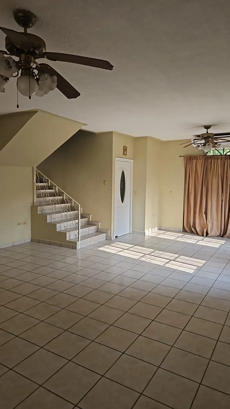 Foto 8 de RENTA DE CASA EN JARDINES DEL VALLE, San Pedro Sula