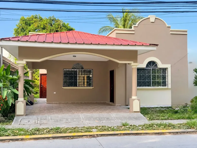 Foto 1 de VENTA DE CASA EN RESIDENCIAL VILLAS PARAISO, San Pedro Sula