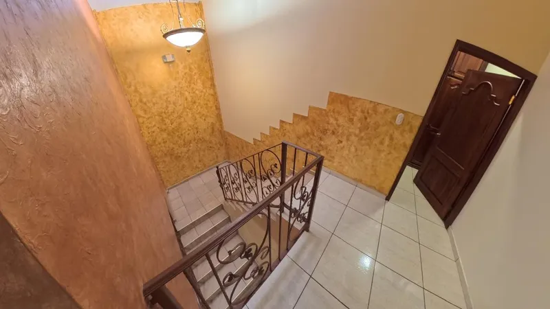 Foto 10 de SE RENTA TOWNHOUSE EN RES. SAN JOSE DEL PEDREGAL, San Pedro Sula