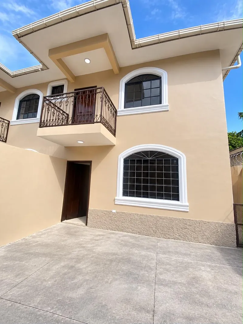 Foto 8 de EN VENTA COMPLEJO DE TRES TOWNHOUSES, San Pedro Sula