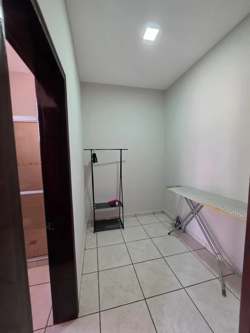 Foto 7 de SE VENDE CASA DE 2 NIVELES EN RES. SAN ROBERTO DE SULA, San Pedro Sula