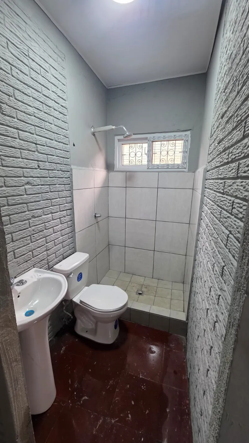Foto 3 de SE VENDE CASA EN MONTEFRESCO OESTE, San Pedro Sula