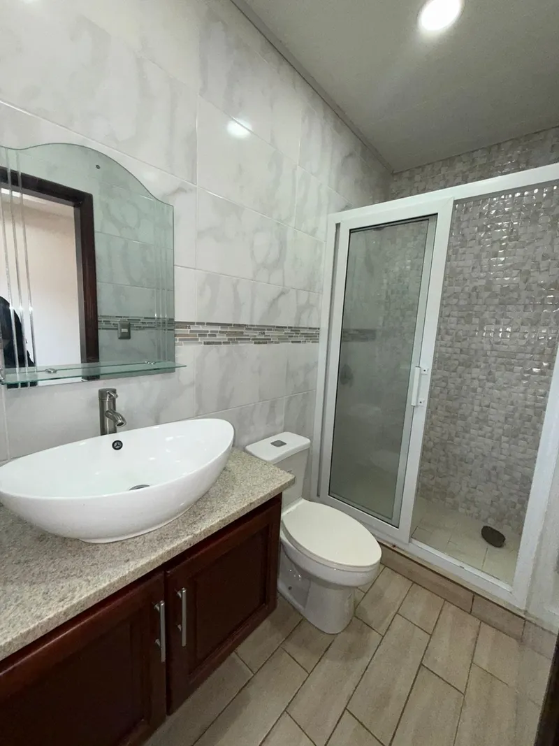 Foto 6 de SE ALQUILA CASA EN RES. VILLAS SAN ANTONIO, San Pedro Sula