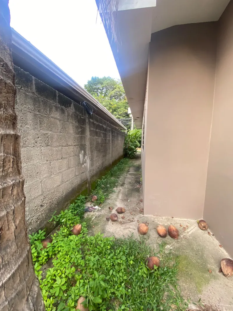 Foto 8 de SE VENDE CASA EN RESIDENCIAL VILLAS PARAISO, San Pedro Sula