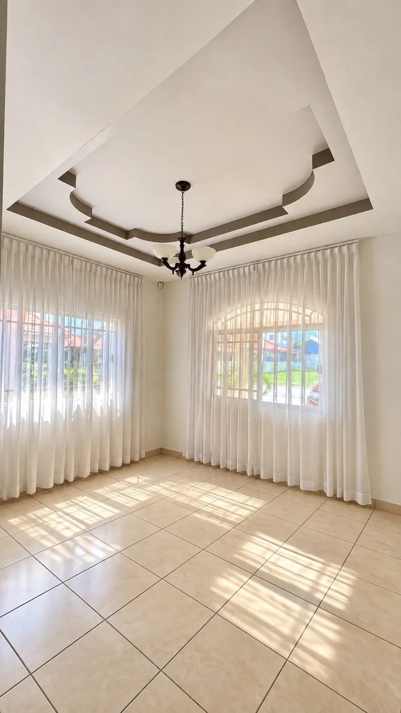 Foto 5 de SE RENTA CASA EN VILLA GRANADA, San Pedro Sula