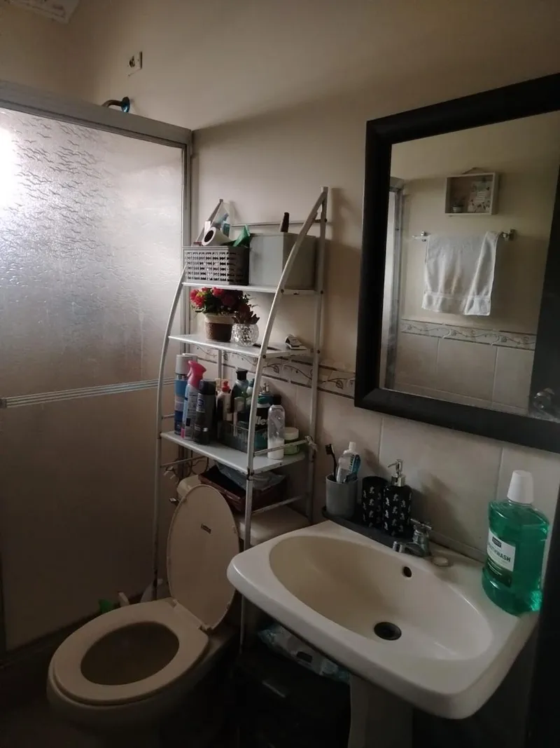 Foto 5 de SE VENDE CASA EN RESIDENCIAL VILLAS PARAISO, San Pedro Sula