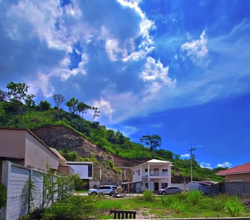 Foto 3 de SE VENDE TERRENOS EN ALTO DE VALENCIA, San Pedro Sula