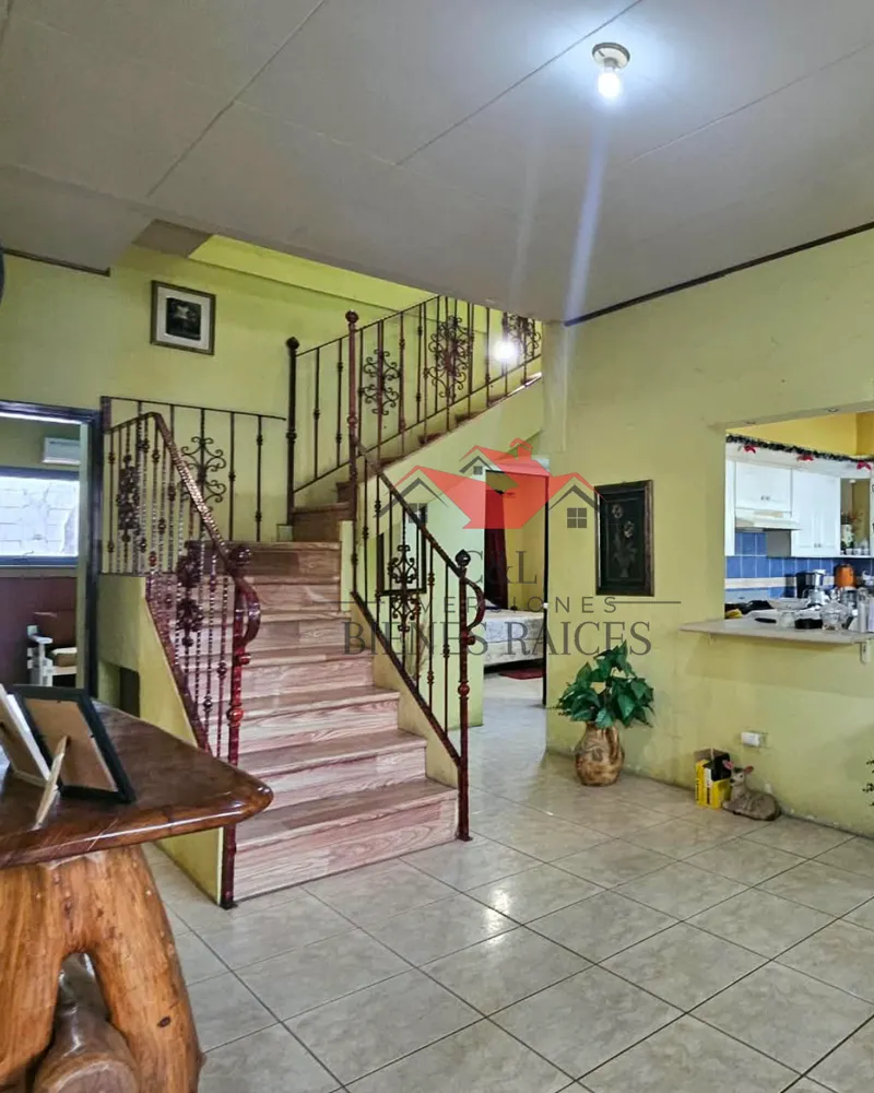 Foto 5 de SE VENDE CASA EN RESIDENCIAL LOS NARANJOS, San Pedro Sula