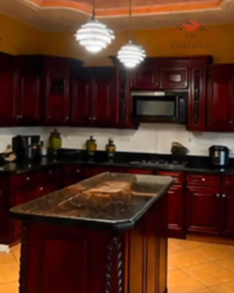 Foto 2 de SE VENDE CASA EN RESIDENCIAL LA FORESTA, San Pedro Sula
