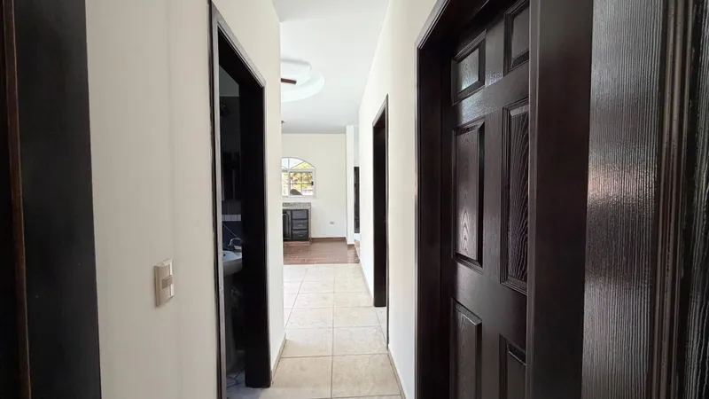 Foto 7 de SE VENDE CASA EN VILLAS VALENCIA, San Pedro Sula